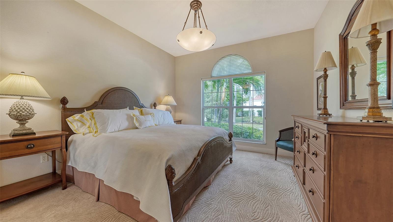 QUEENS HARBOUR - Residential