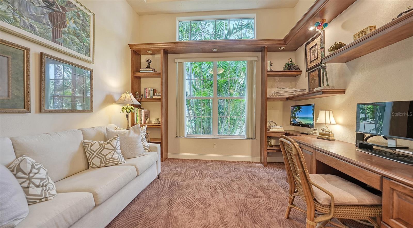 QUEENS HARBOUR - Residential