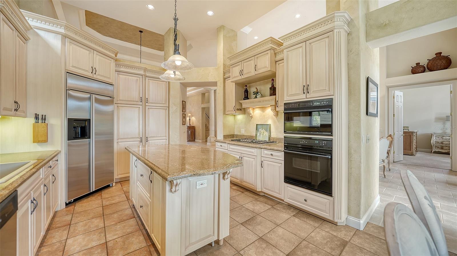 QUEENS HARBOUR - Residential