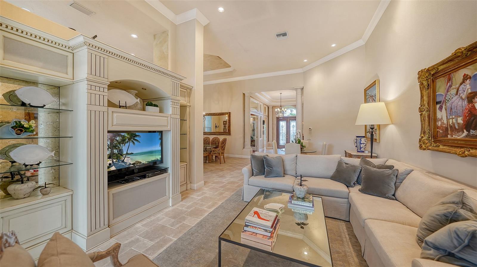 QUEENS HARBOUR - Residential