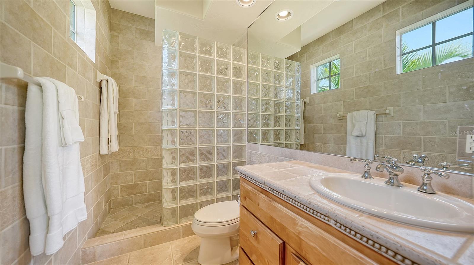 QUEENS HARBOUR - Residential