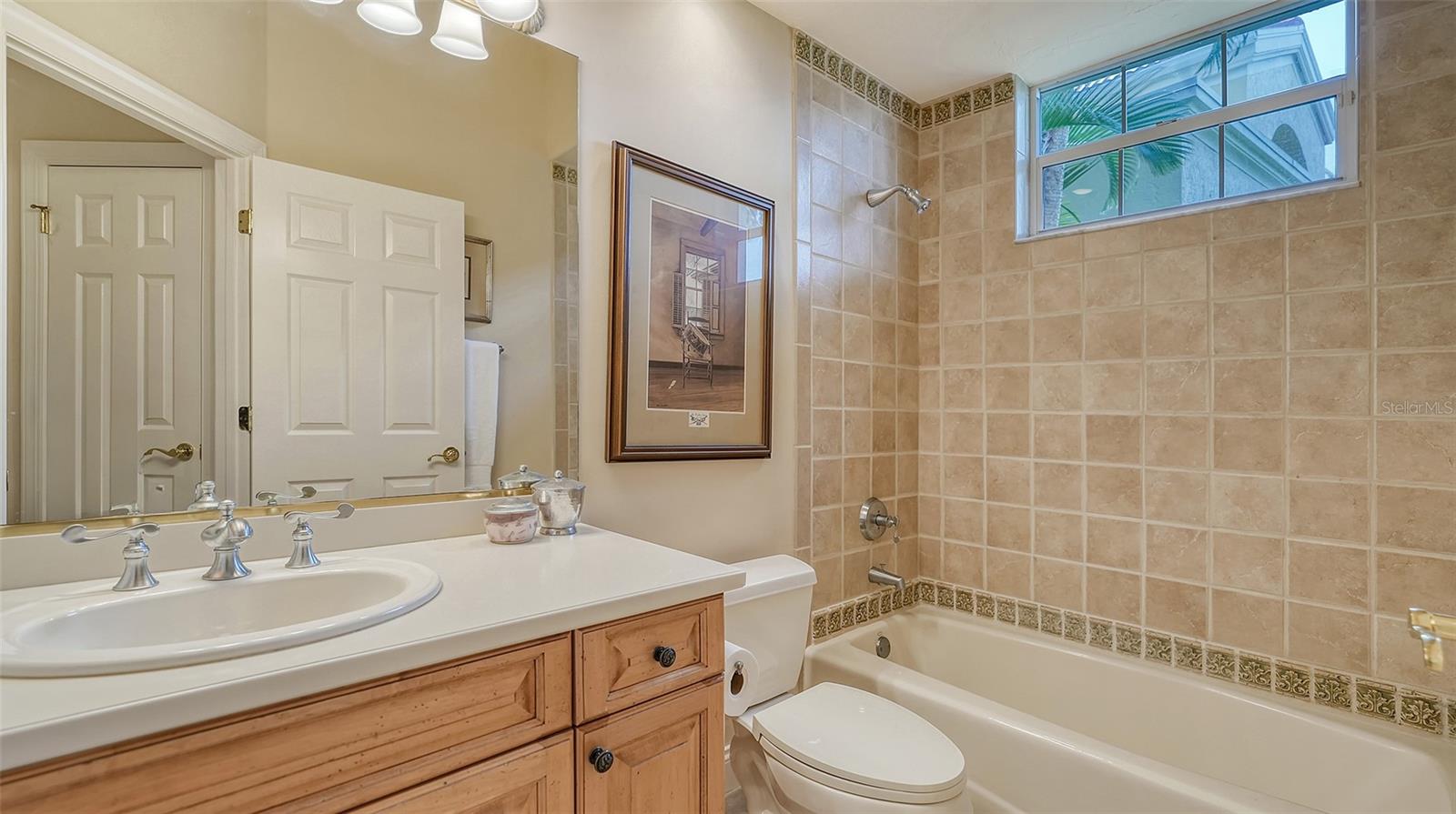 QUEENS HARBOUR - Residential