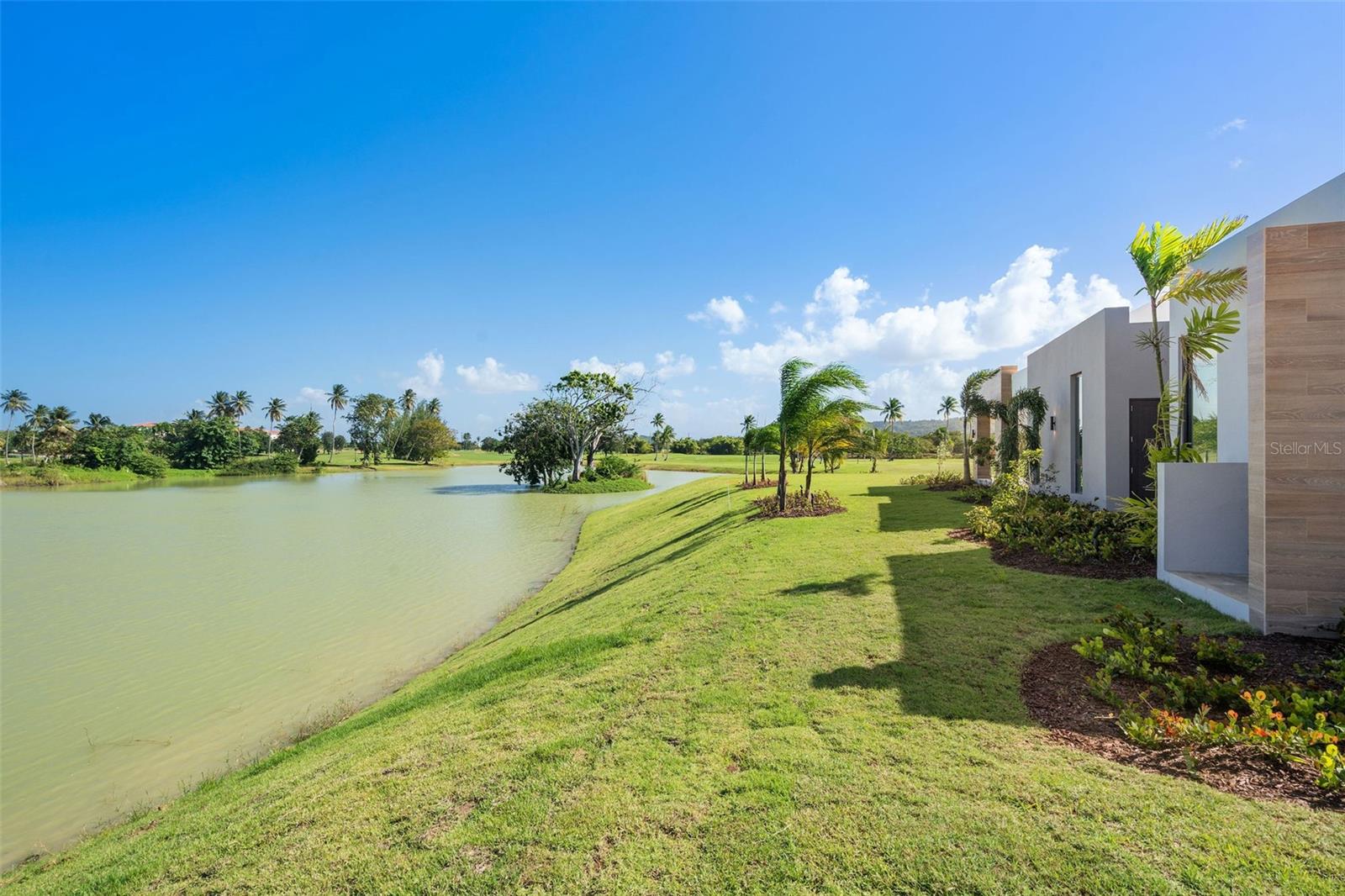 15 THE ISLES AT DORADO BEACH