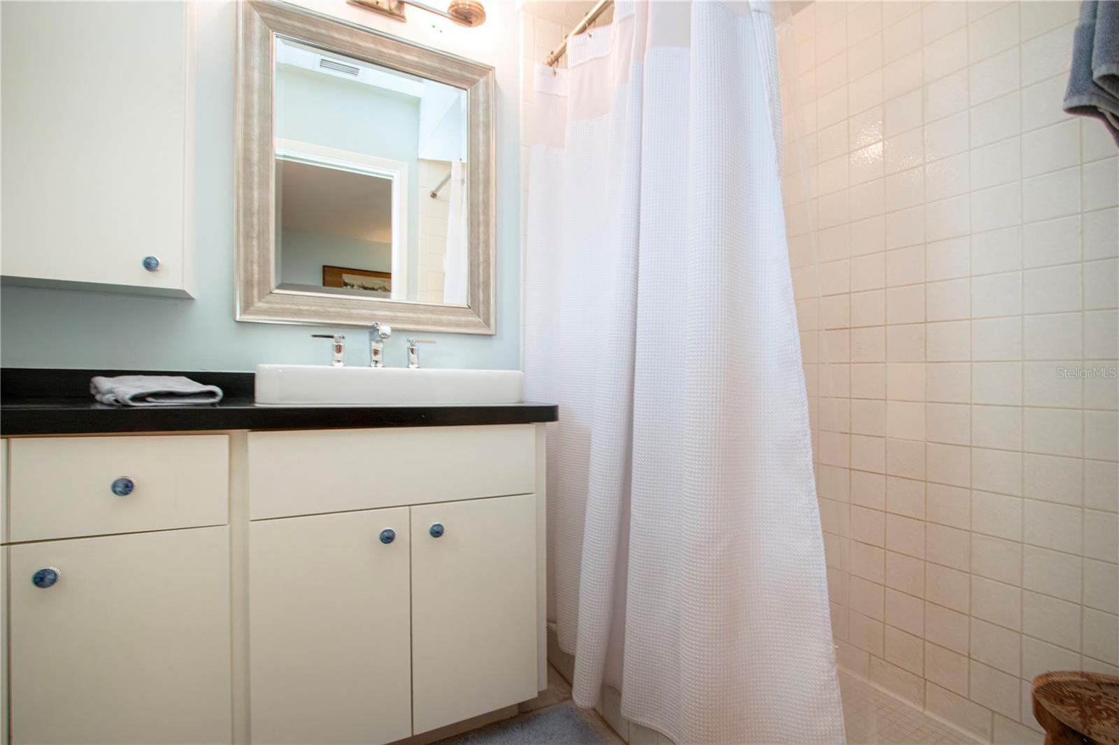 GULF GATE GARDEN HOMES E - Residential