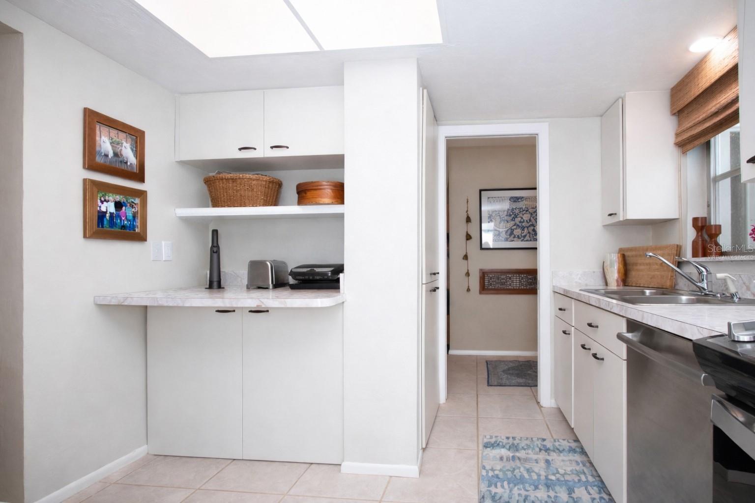 GULF GATE GARDEN HOMES E - Residential