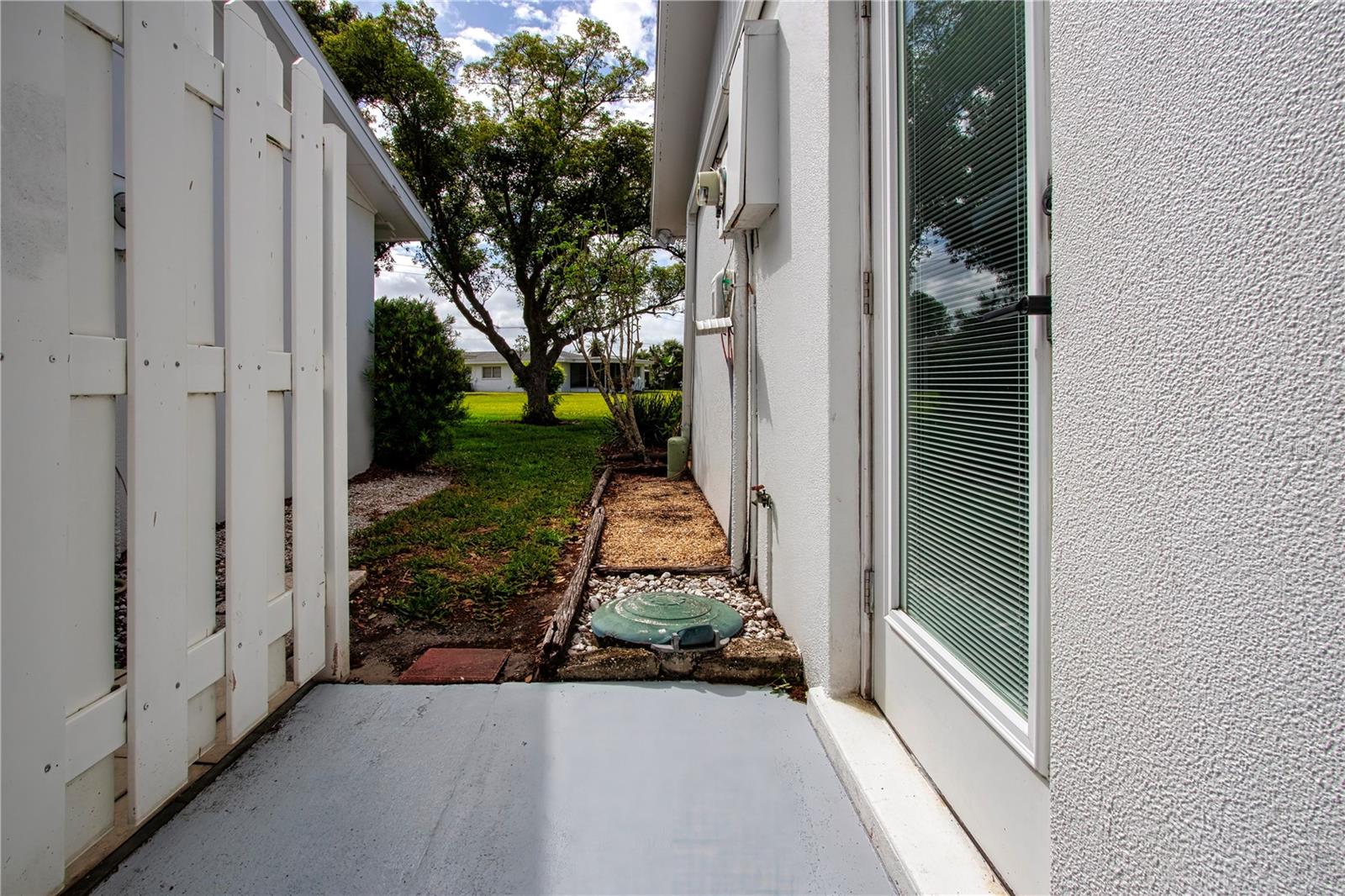 GULF GATE GARDEN HOMES E - Residential