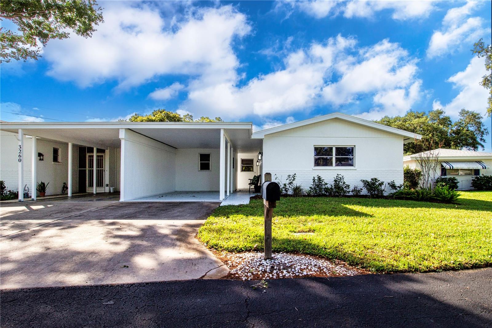 GULF GATE GARDEN HOMES E - Residential