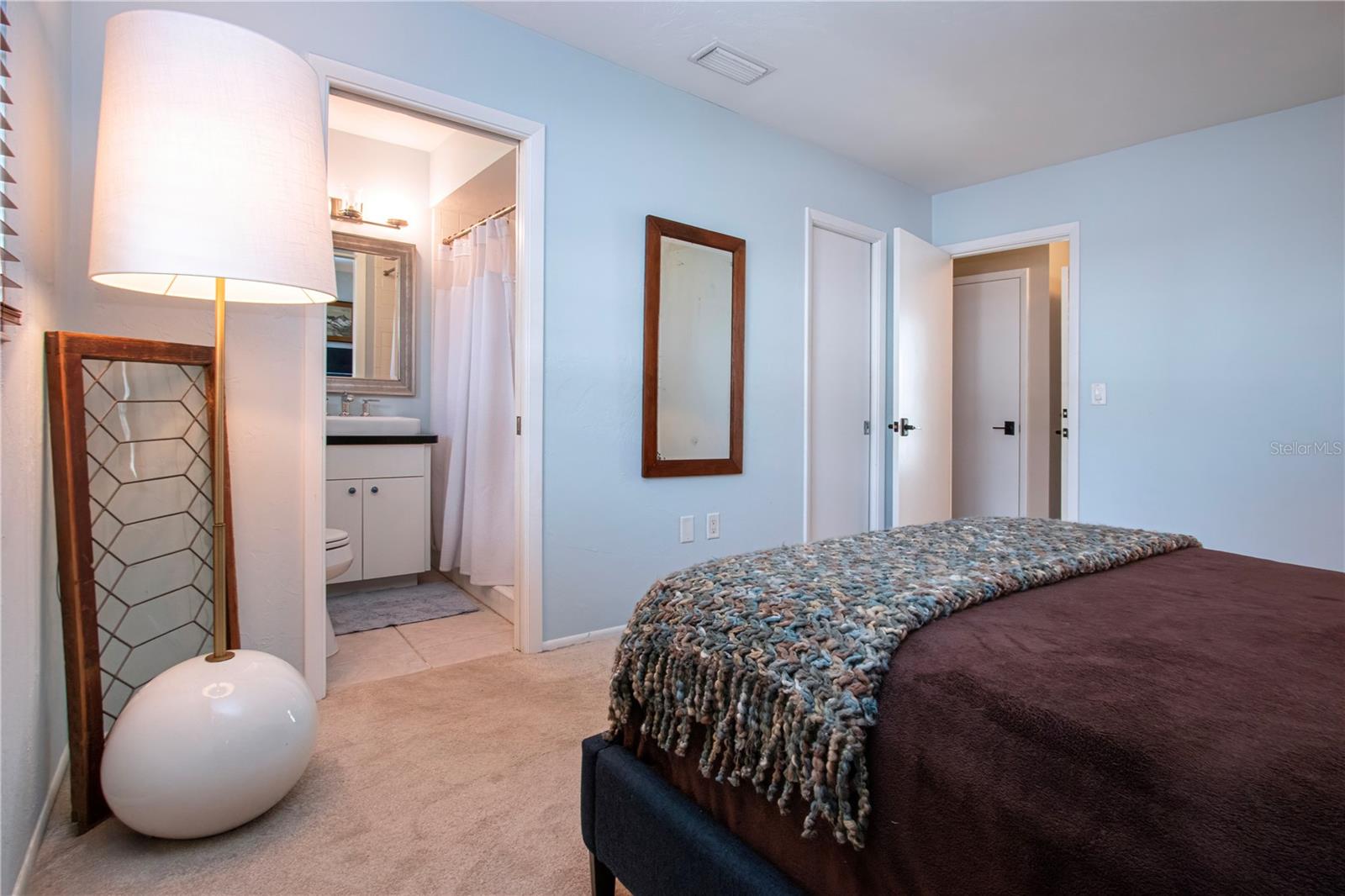 GULF GATE GARDEN HOMES E - Residential