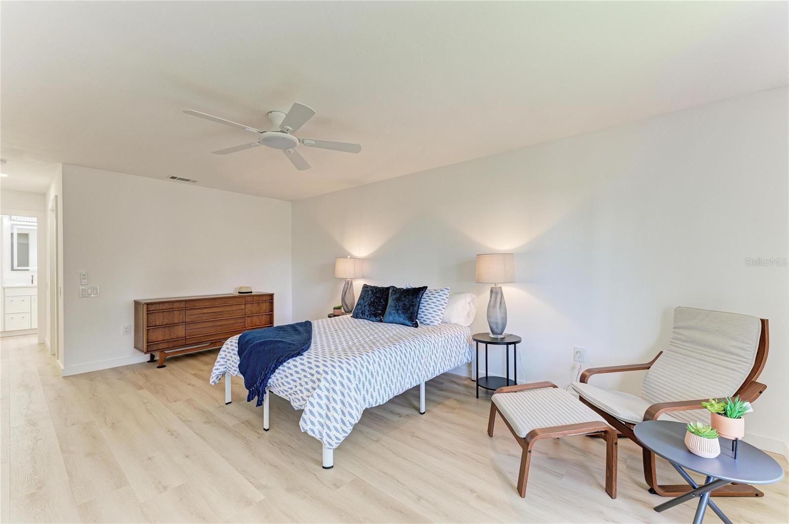 SCHOONER BAY - Residential