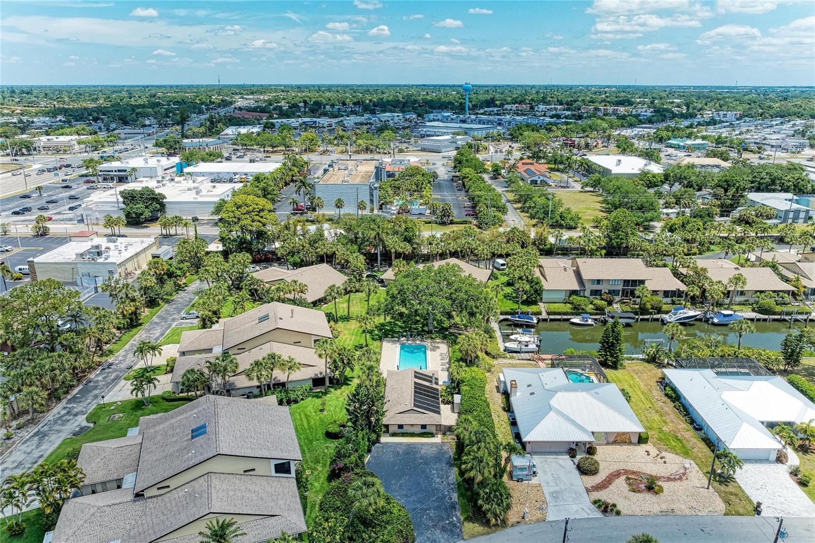 SCHOONER BAY - Residential
