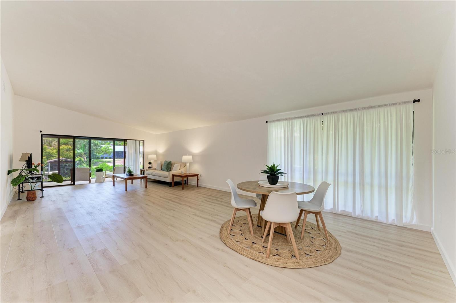 SCHOONER BAY - Residential