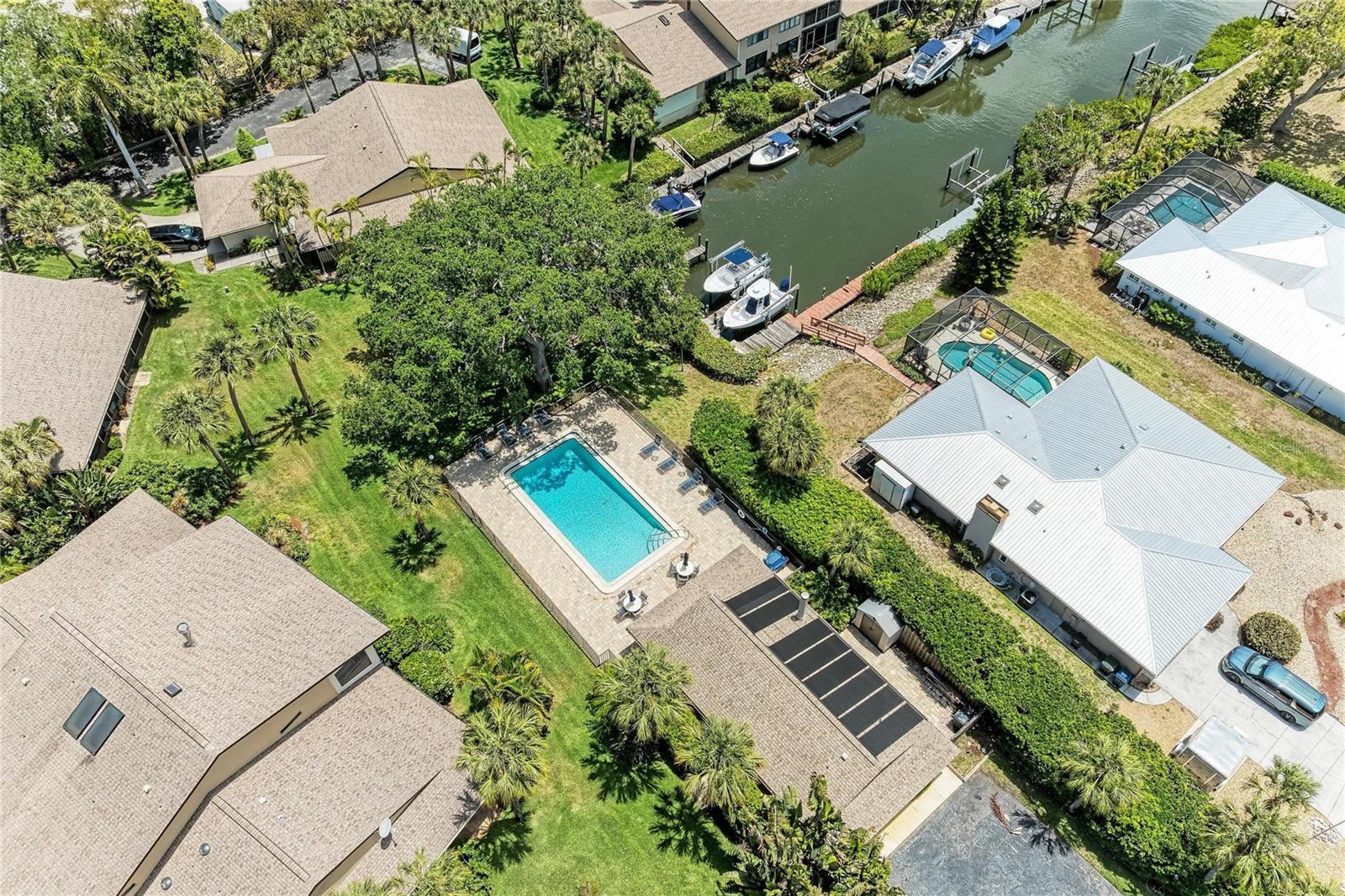 SCHOONER BAY - Residential