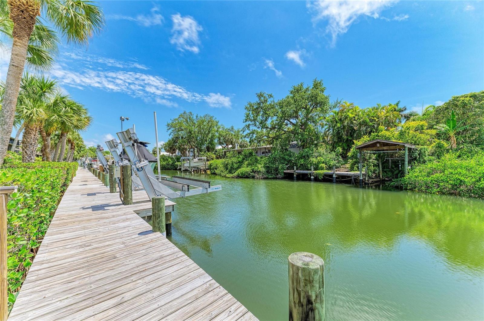 SCHOONER BAY - Residential