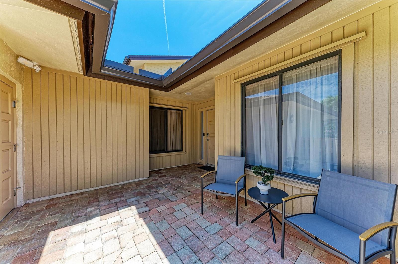 SCHOONER BAY - Residential