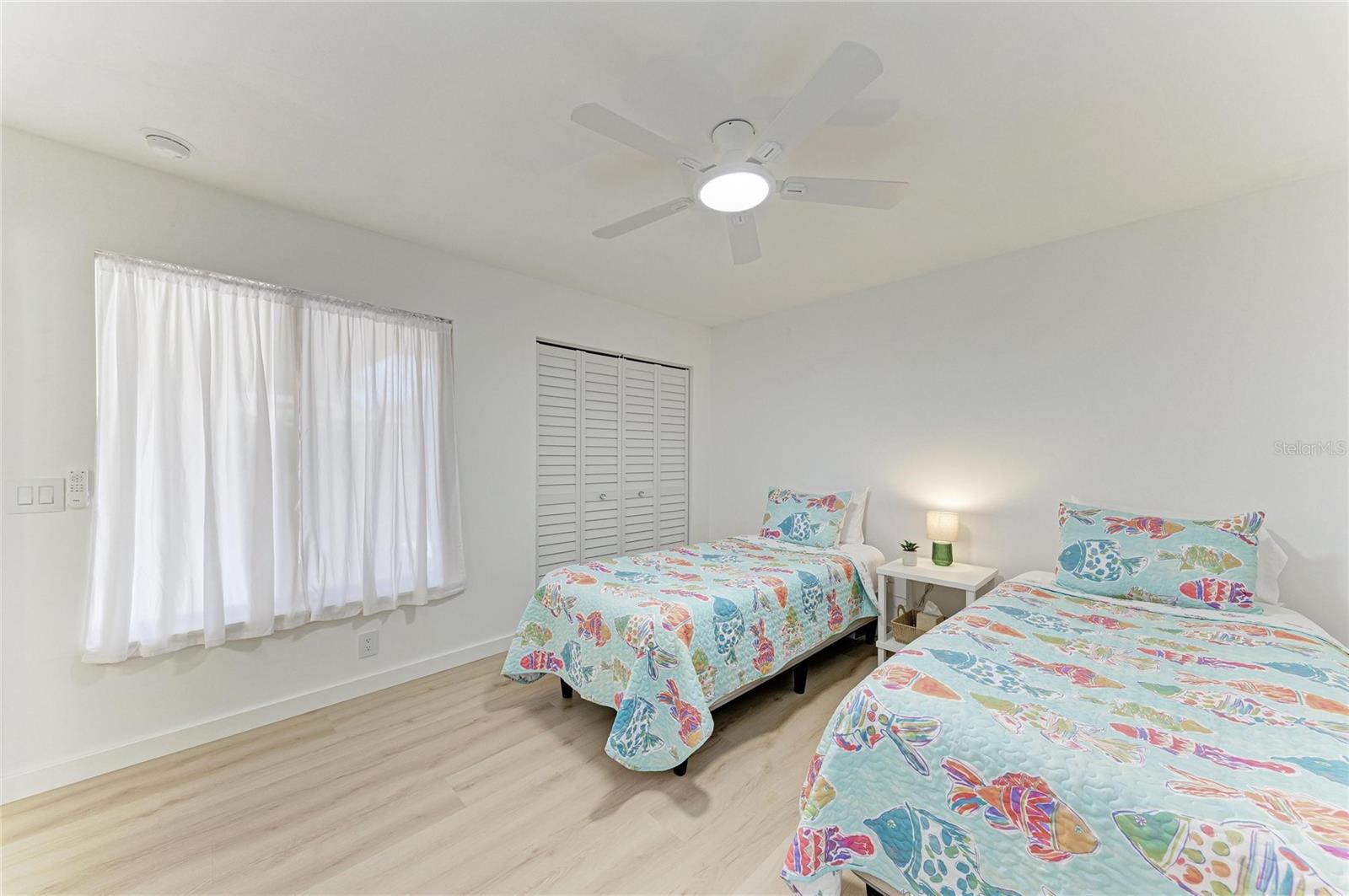 SCHOONER BAY - Residential