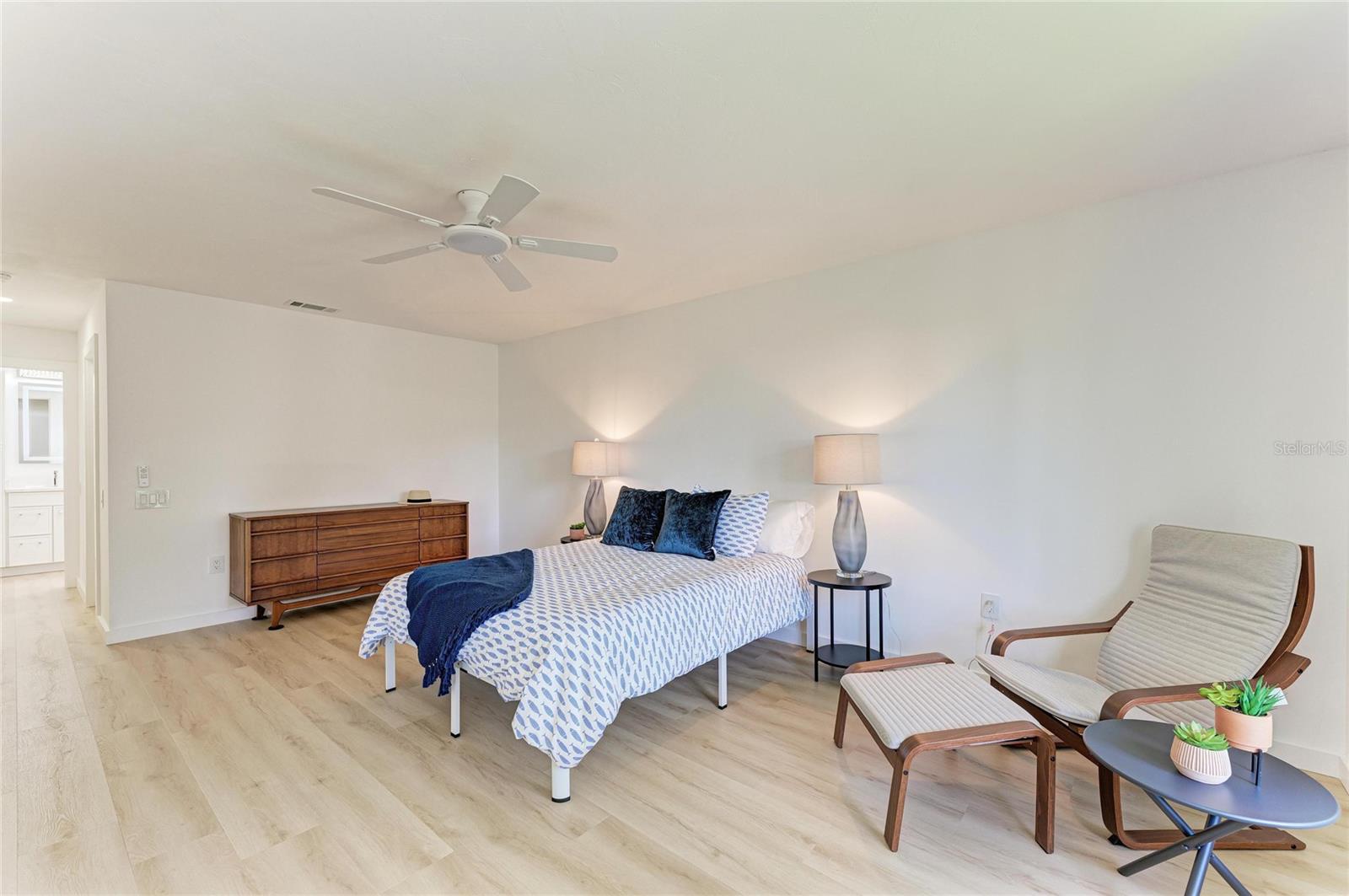 SCHOONER BAY - Residential