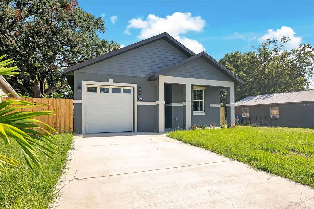 Photo of 231 E Lafayette Street, Winter Garden, FL 34787 (MLS # O6425940)
