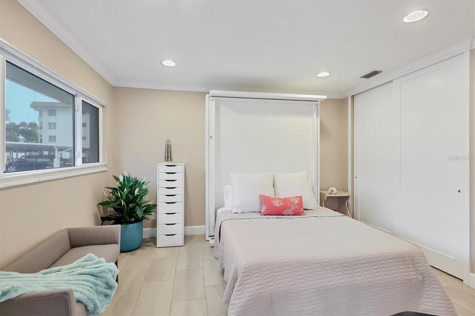 LIDO HARBOUR/FIRST LIDO - Residential Lease