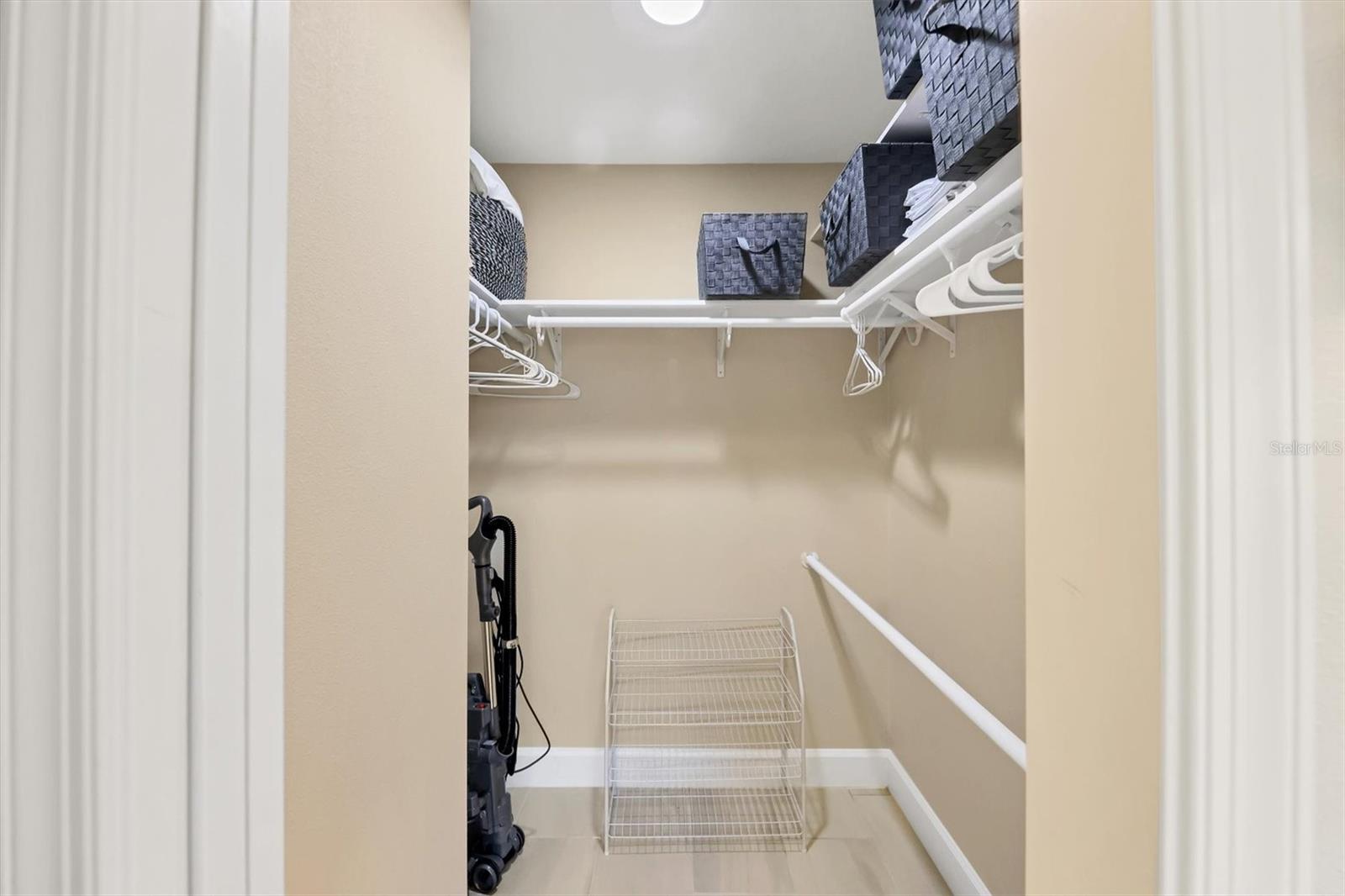 LIDO HARBOUR/FIRST LIDO - Residential Lease