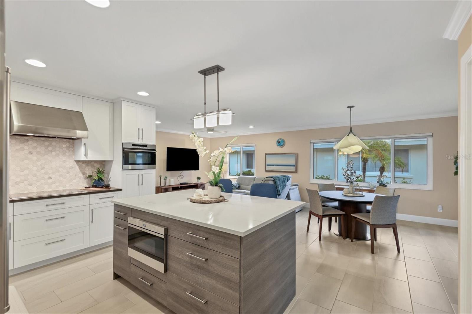 LIDO HARBOUR/FIRST LIDO - Residential Lease