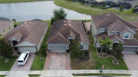 2016 LAKESIDE AVENUE DAVENPORT FL 33837