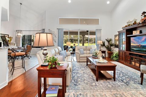 Tiny photo for 5011 Greenbriar Trail, Mount Dora, FL 32757 (MLS # G5114129)