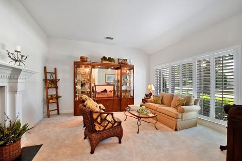 Tiny photo for 5011 Greenbriar Trail, Mount Dora, FL 32757 (MLS # G5114129)