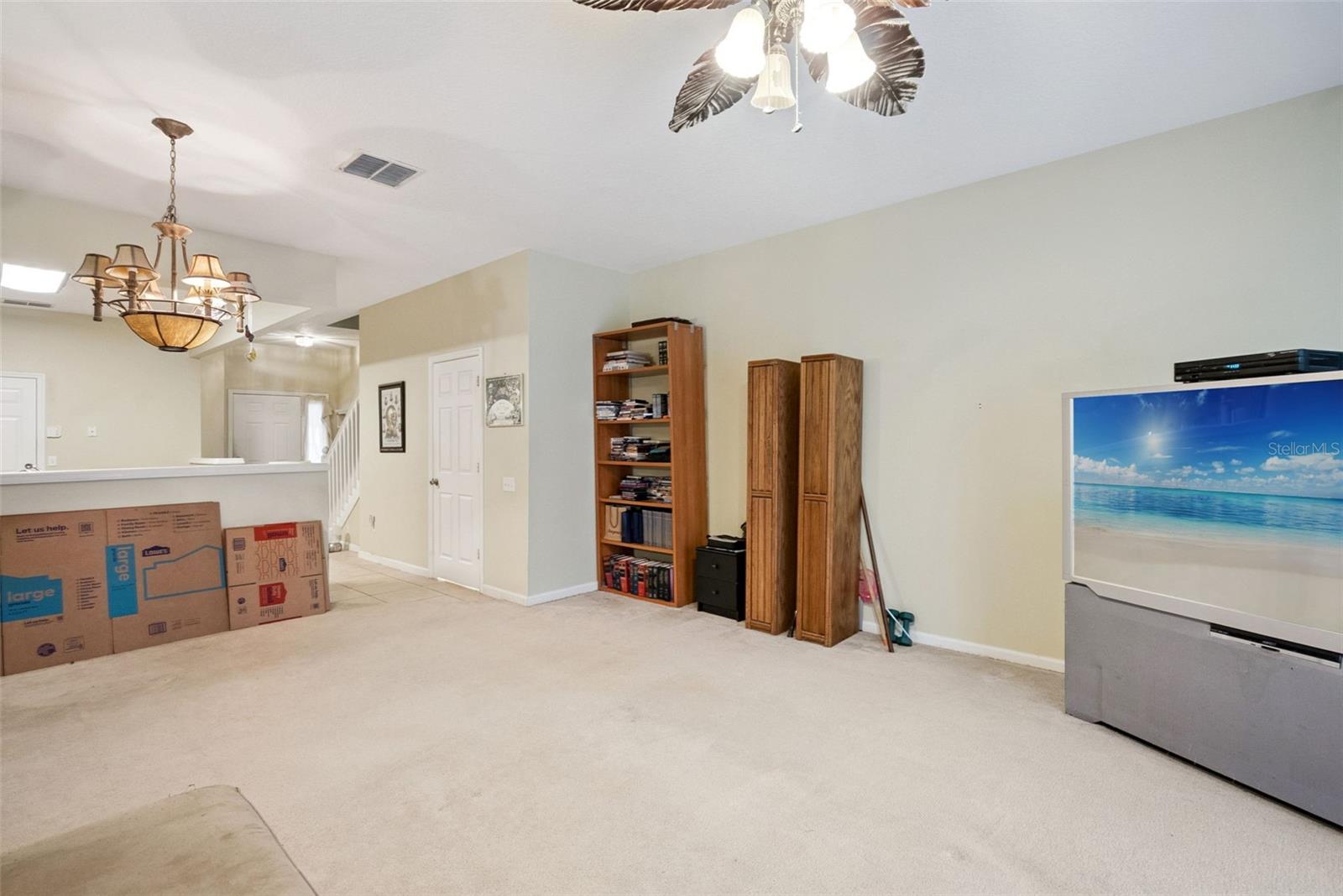 VISTAS AT LAKE HOWELL - Residential