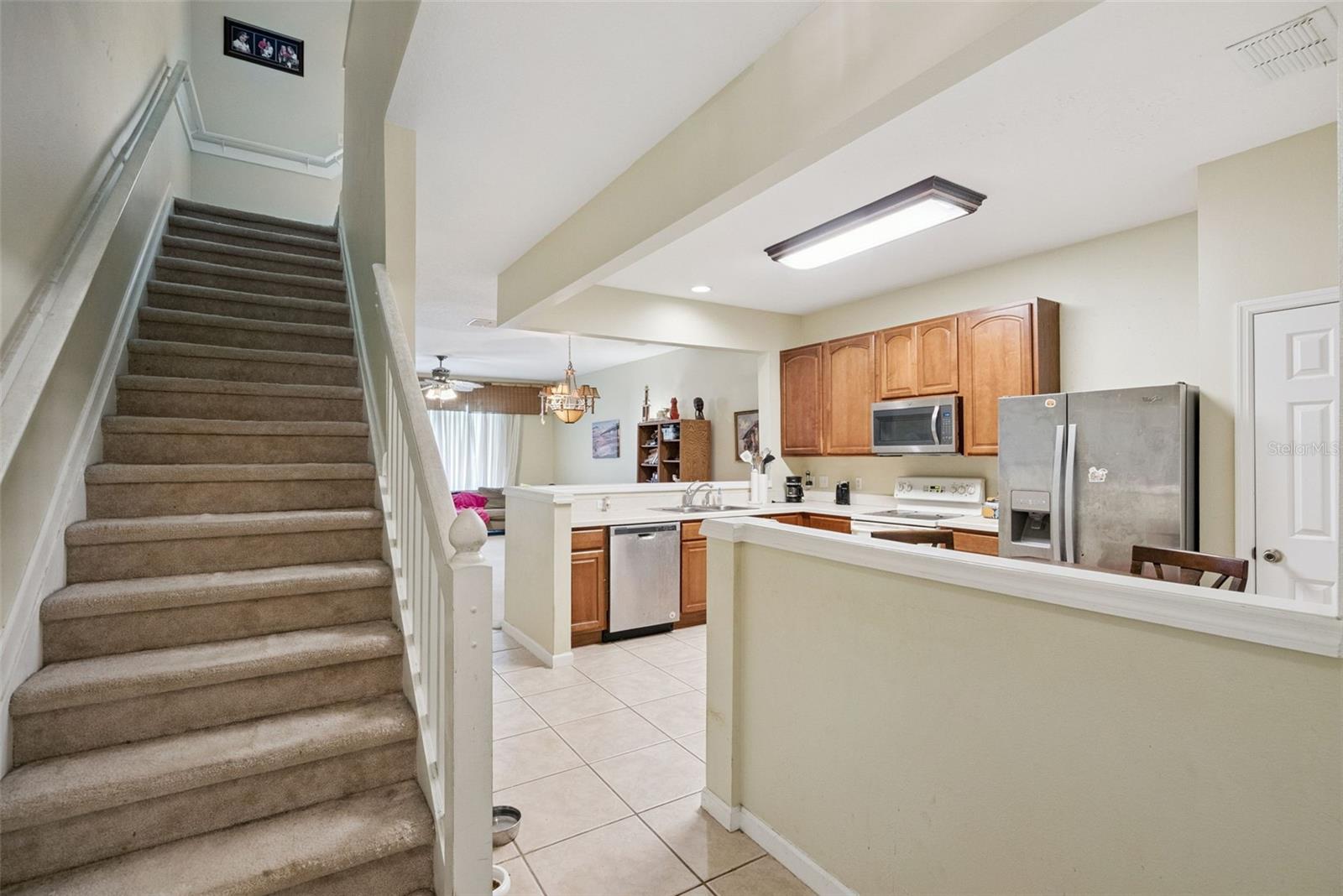VISTAS AT LAKE HOWELL - Residential