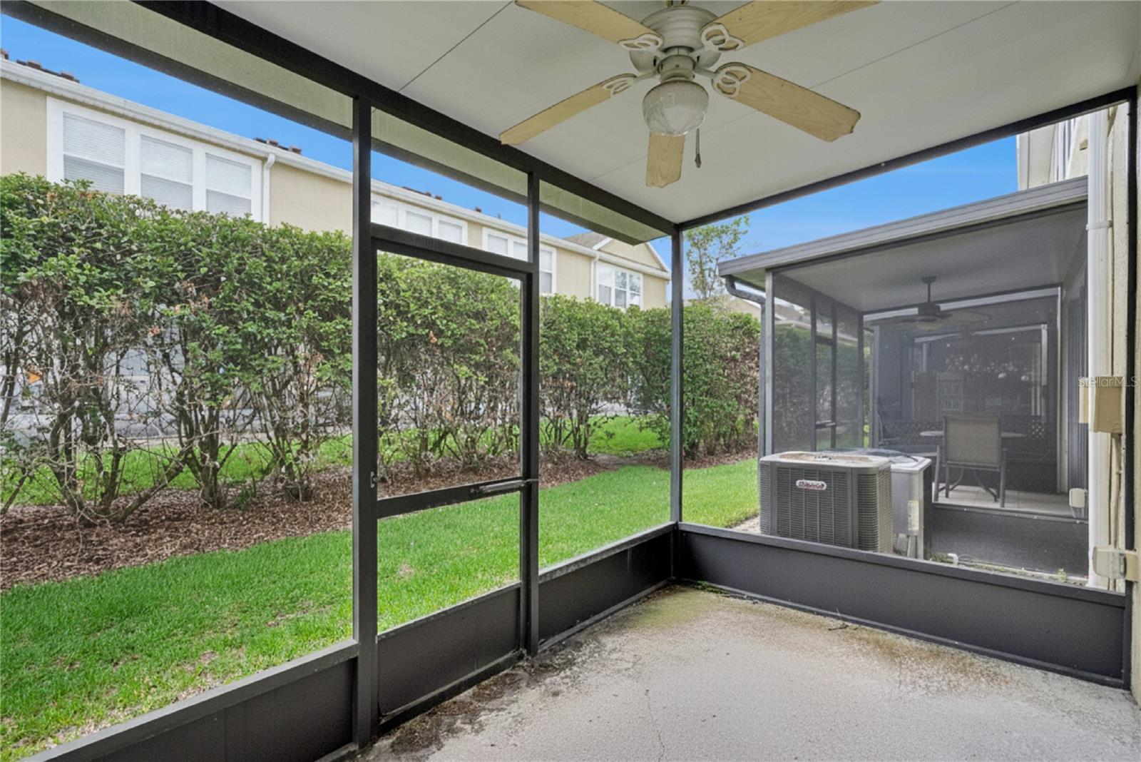 VISTAS AT LAKE HOWELL - Residential