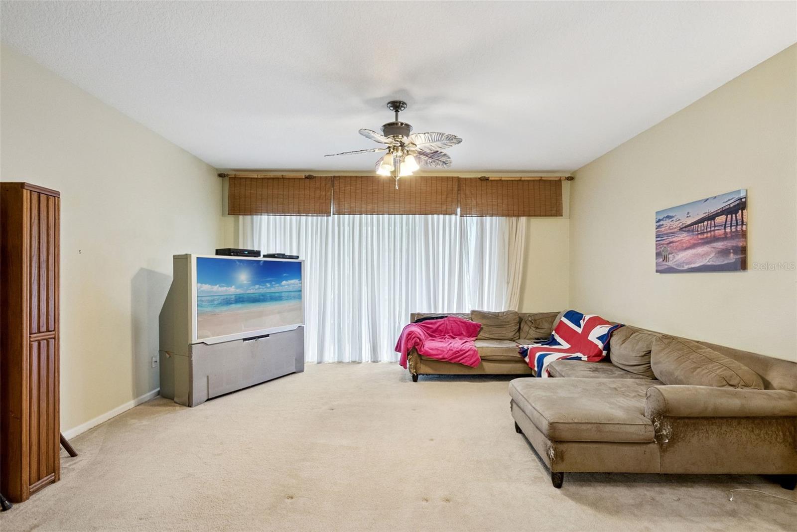 VISTAS AT LAKE HOWELL - Residential