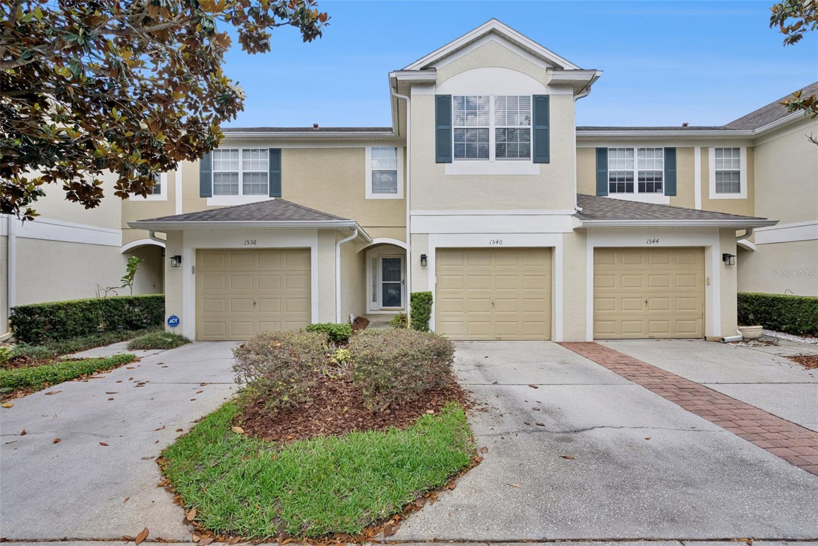 VISTAS AT LAKE HOWELL - Residential