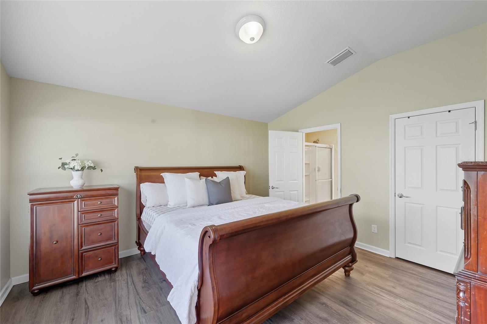 VERDE RIDGE - Residential Lease