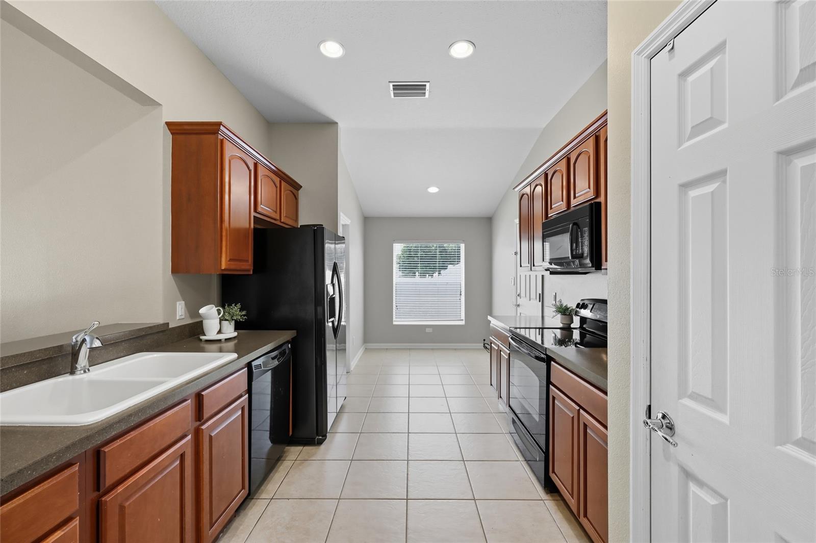 VERDE RIDGE - Residential Lease