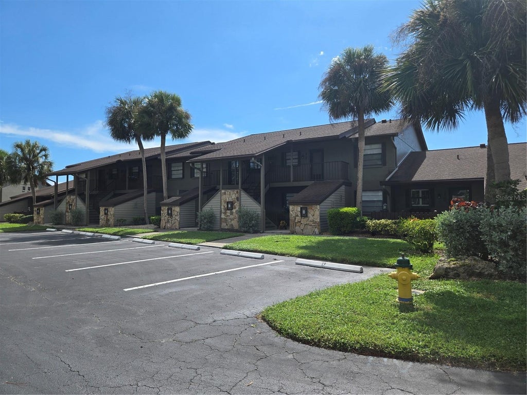 Photo of 927 Capri Isles Boulevard #10, Venice, FL 34292 (MLS # N6145857)