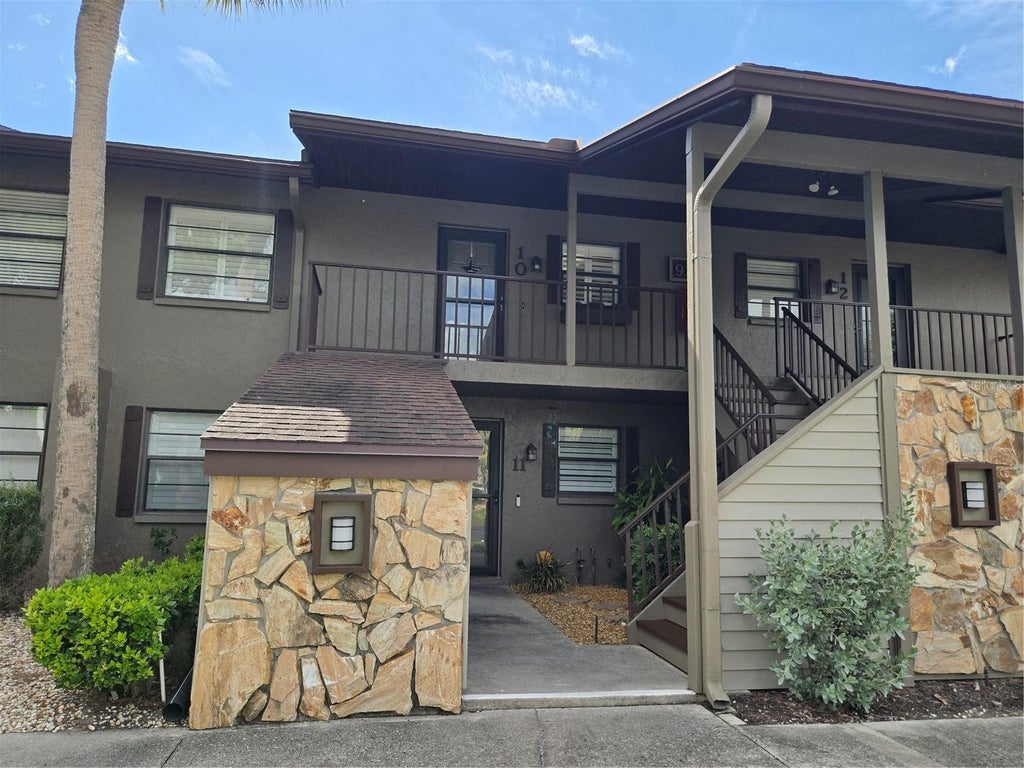 Photo of 927 Capri Isles Boulevard #10, Venice, FL 34292 (MLS # N6145857)