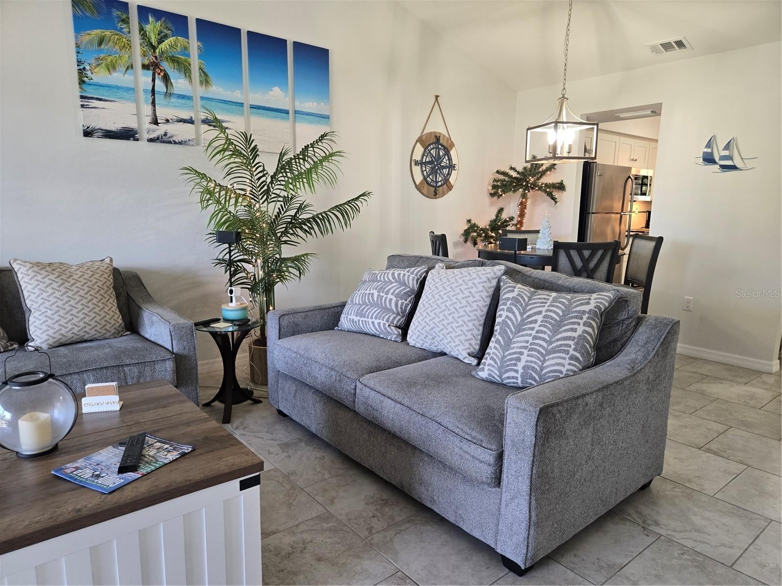 927 CAPRI ISLES BOULEVARD 10