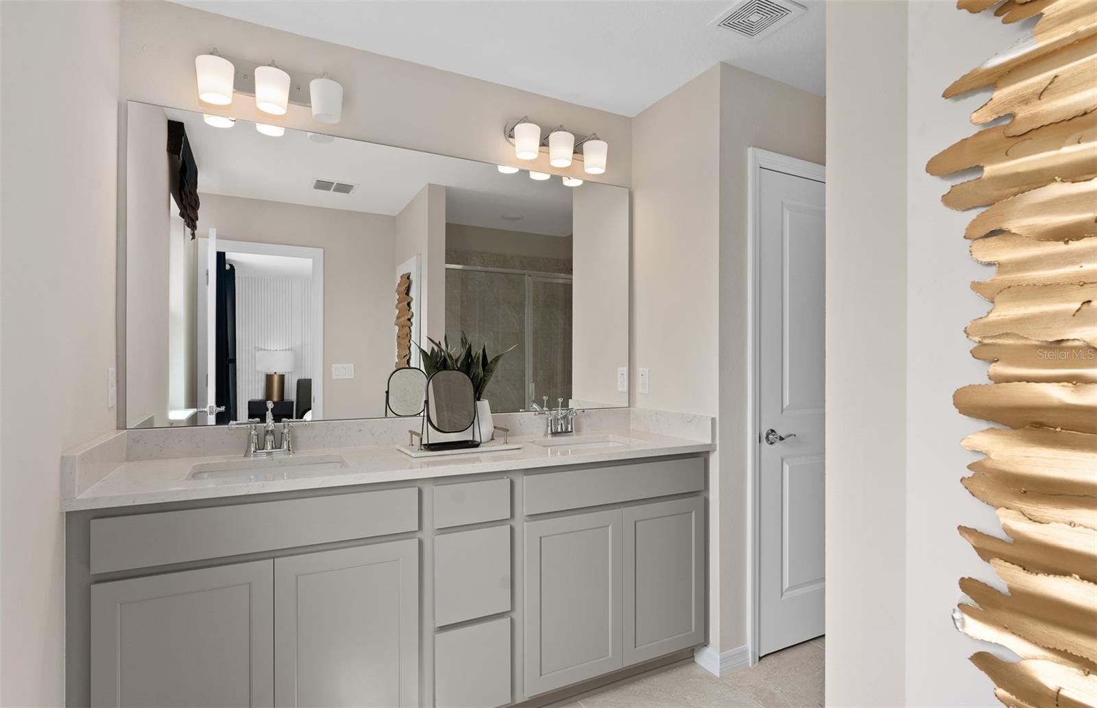 SILVERLEAF OAKS - Residential