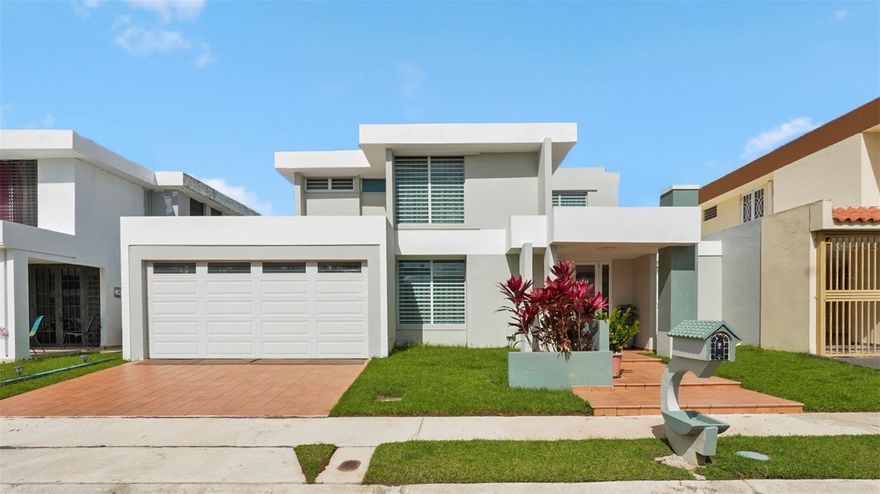 New to the market in Urb. Estancias de San Fernando, Carolina. This fully equipped, move-in ready residence offers 3 bedrooms, 3 full bathrooms and approximately 2,180 square feet of living space.
The property features a private pool with jacuzzi area, 20 kW diesel generator, solar water heater, six new air conditioning units, double garage and a dedicated office space. It is being sold fully furnished.
Located in a gated community with 24/7 security, basketball court and walking track.
Excellent location just minutes from UPR Dr. Federico Trilla Hospital, Plaza Carolina, the airport and the beach, with direct access to Ave. 65 de Infantería.
Offered at $550,000.
For more information or to schedule a showing, please contact listing agent.