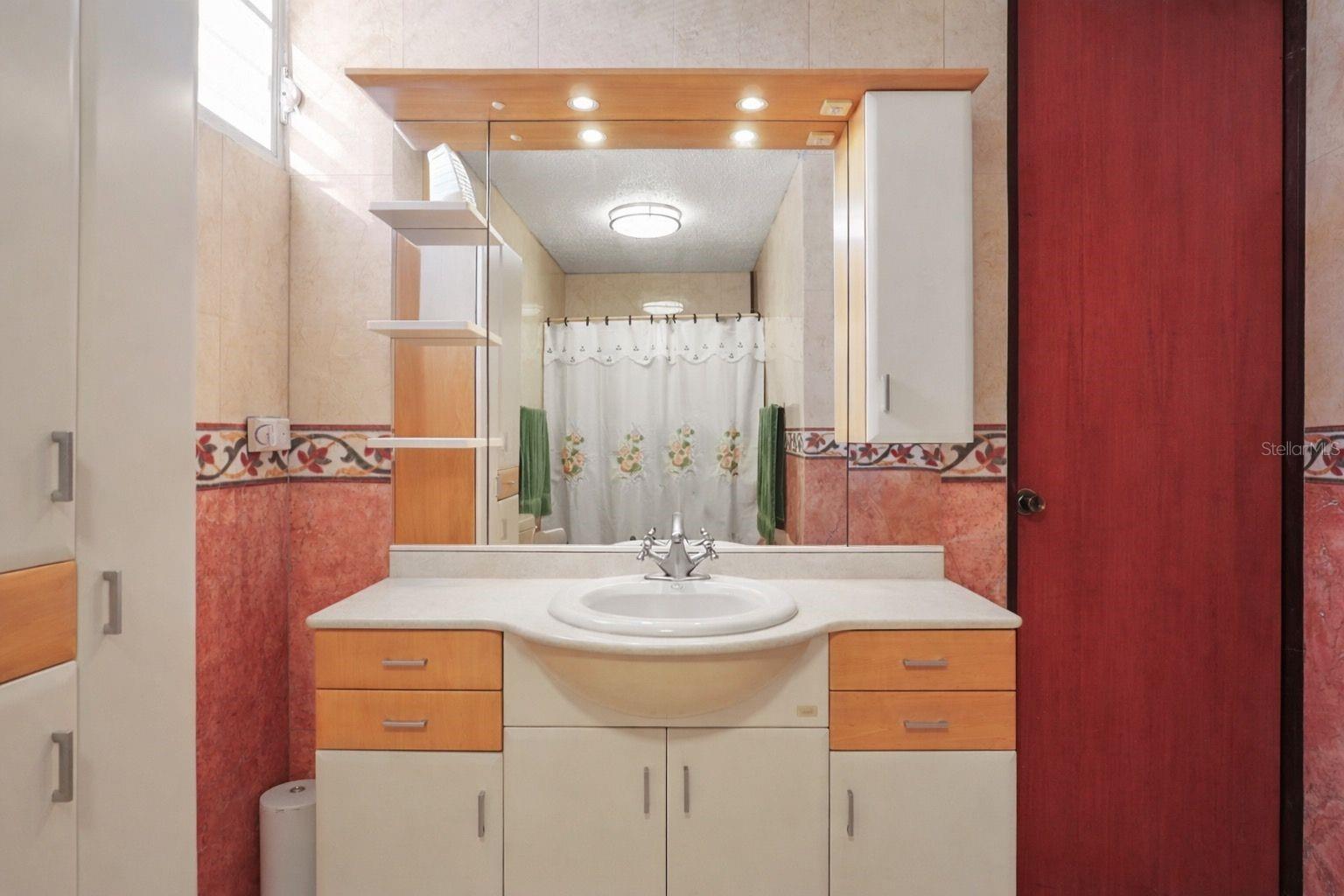 URB. ESTANCIAS DE SAN FERNANDO - Residential