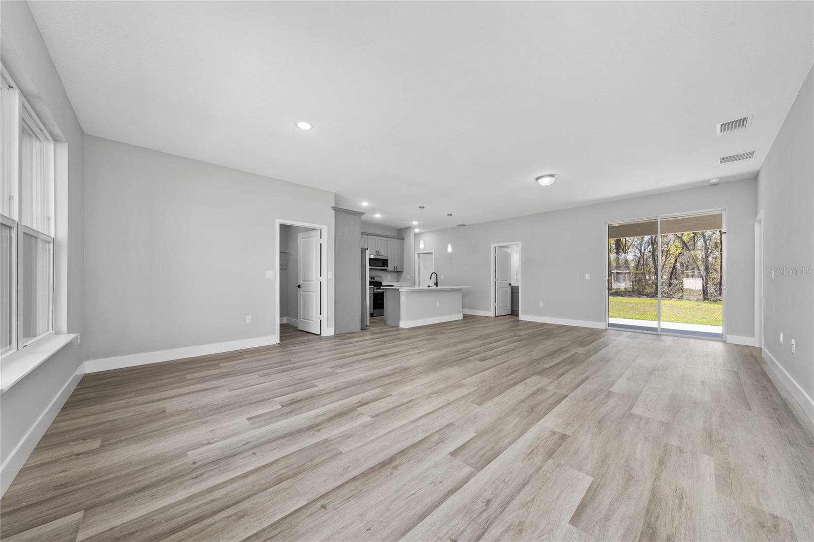 MARION OAKS UN NINE - Residential