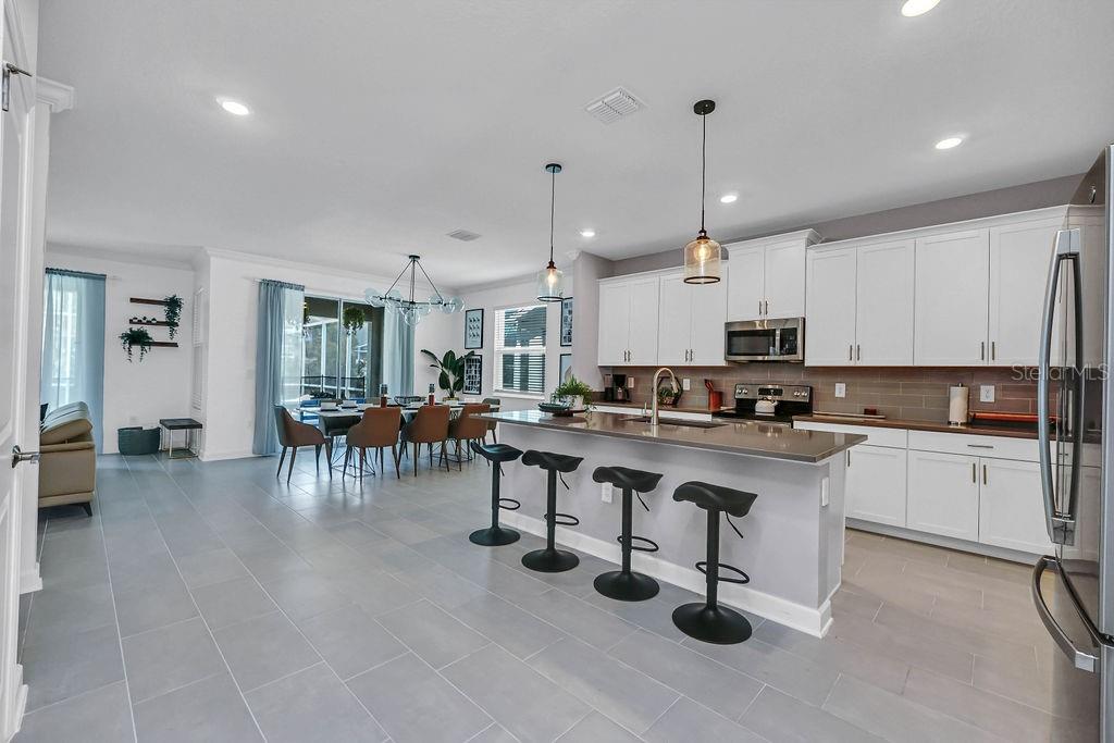 FOX NORTH - Residential Lease