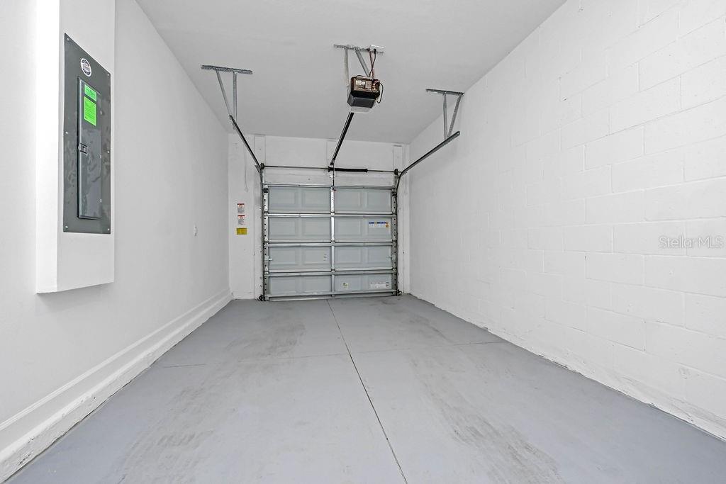FOX NORTH - Residential Lease
