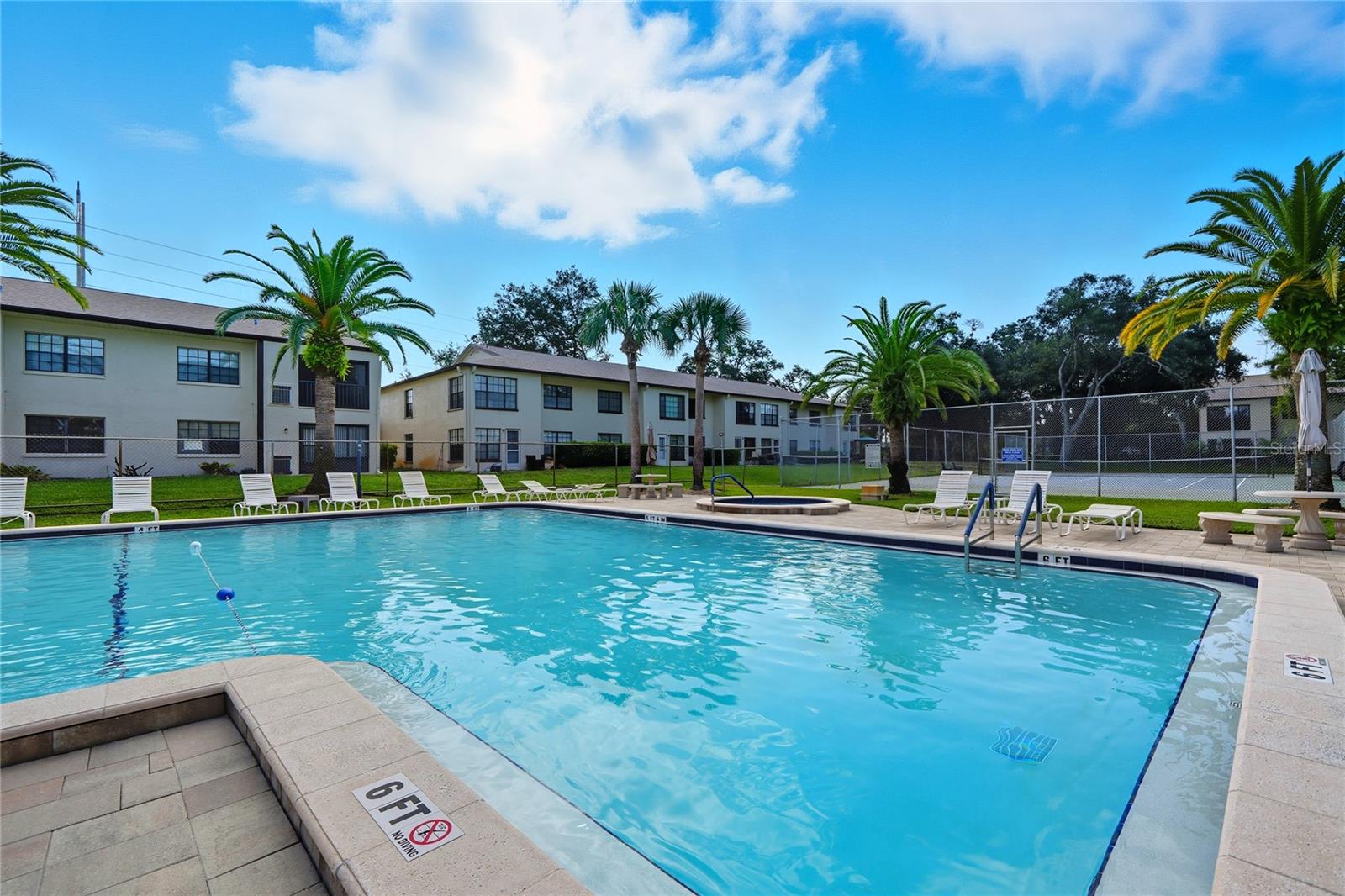 WINDING CREEK - Residential