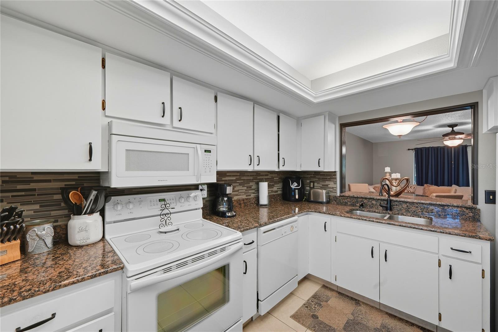 WINDING CREEK - Residential