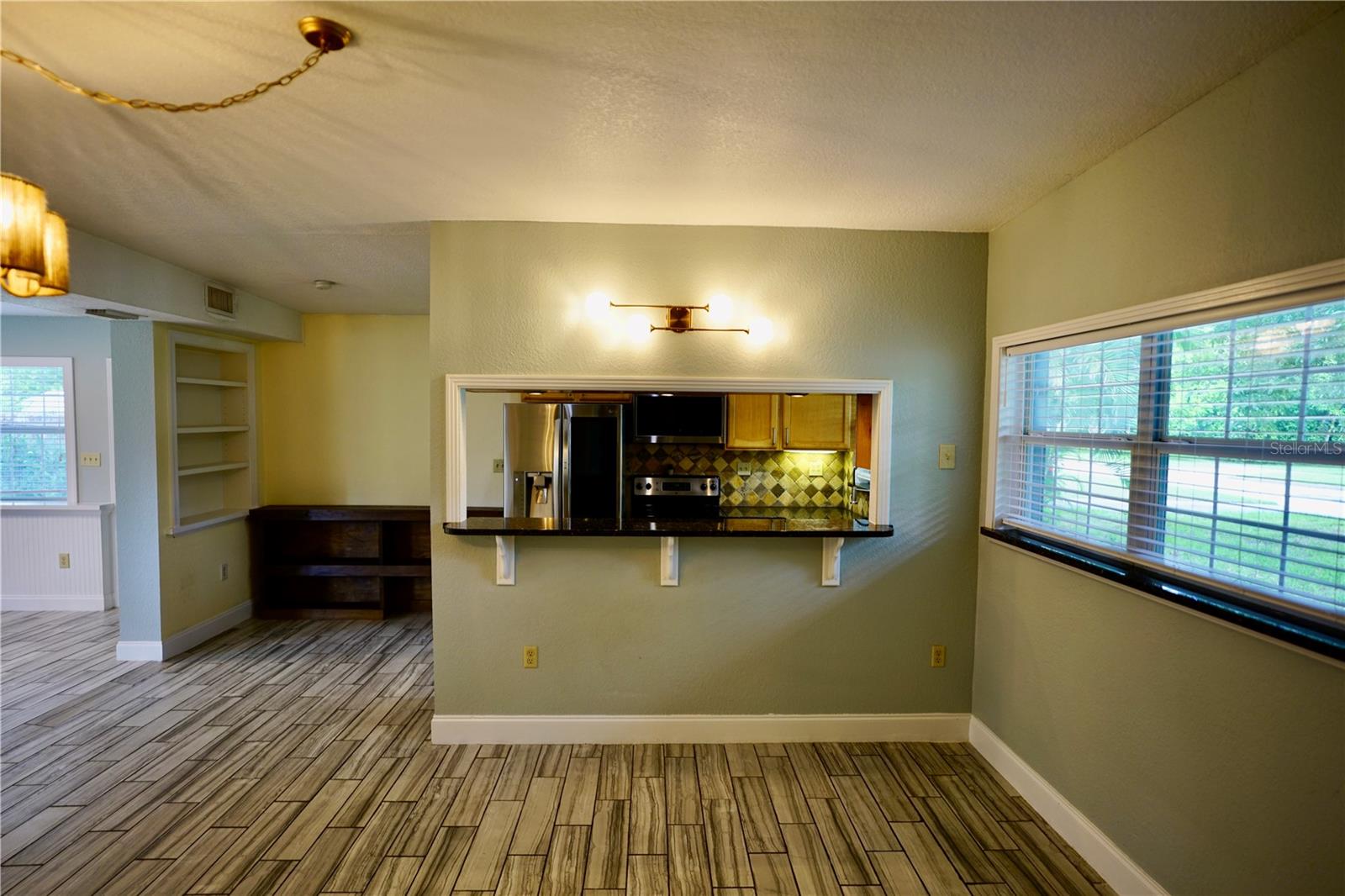 COLONIAL ACRES - Residential Lease