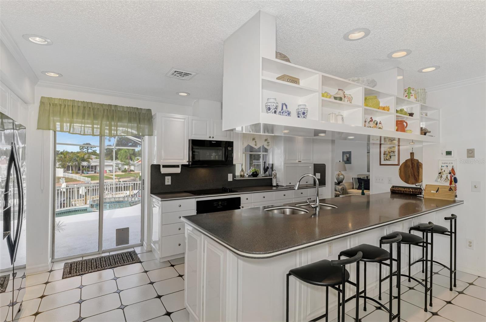 OVERBROOK GARDENS - Residential