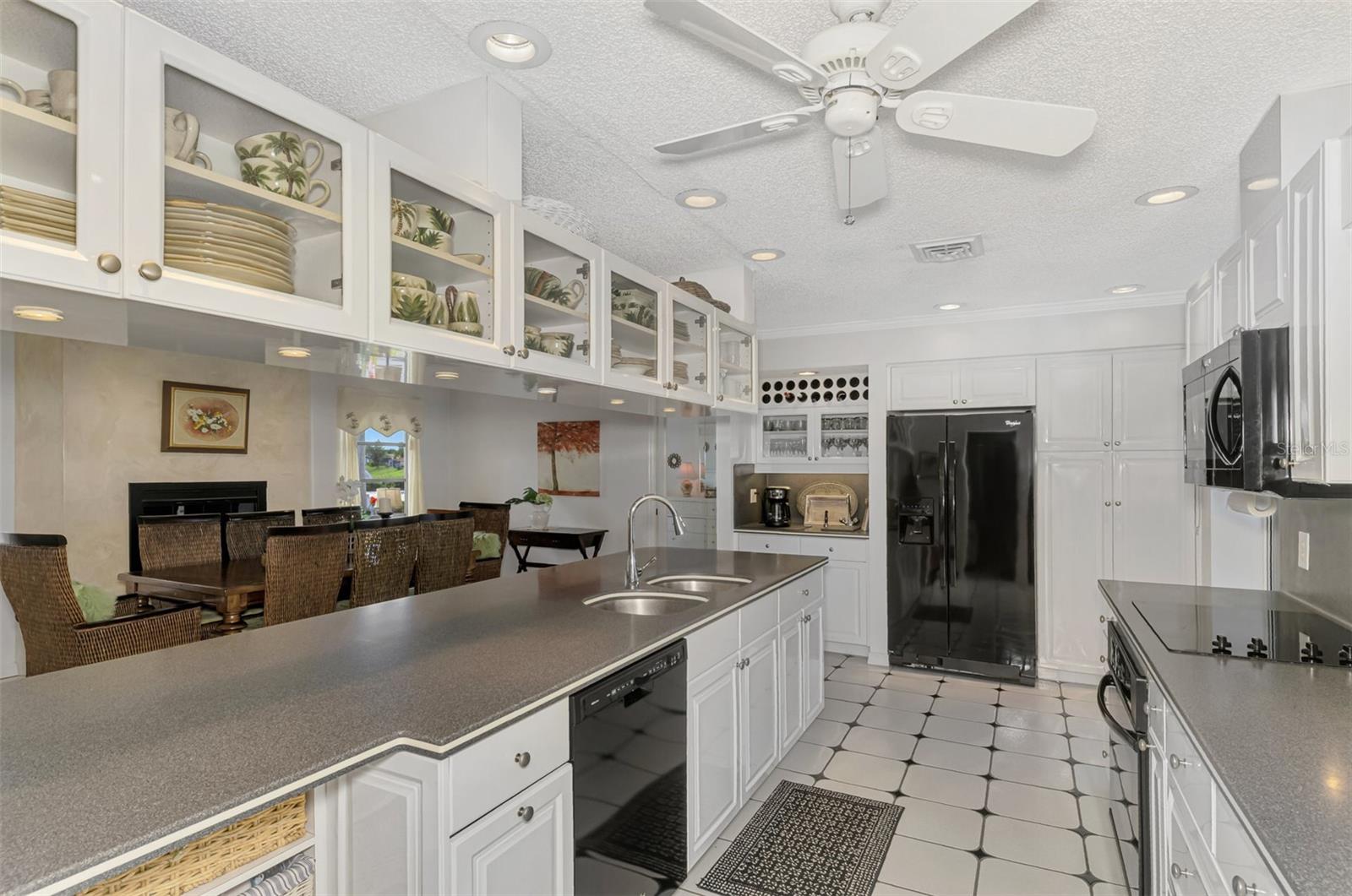 OVERBROOK GARDENS - Residential