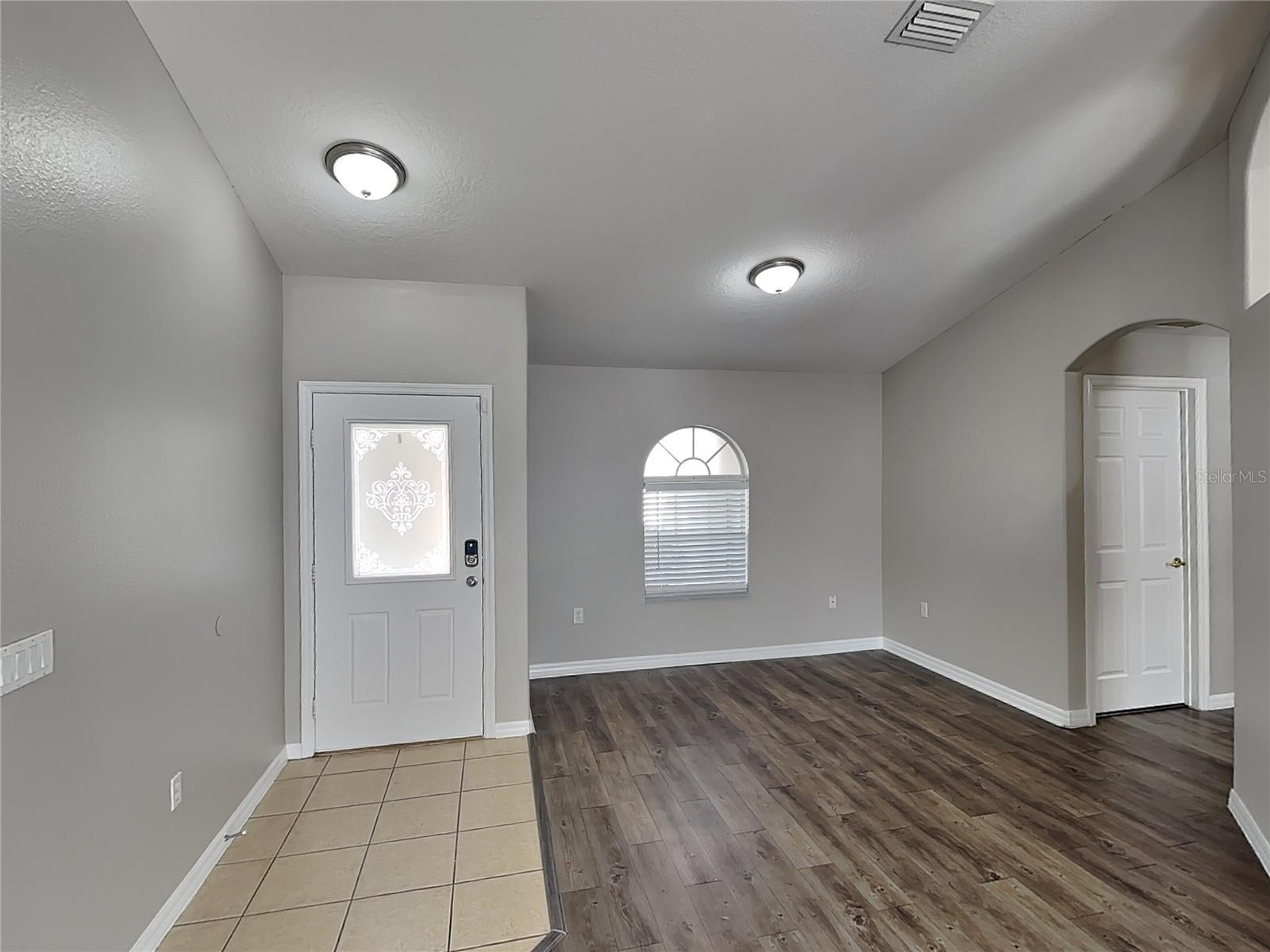 ARBOR RIDGE UNIT 03 - Residential Lease