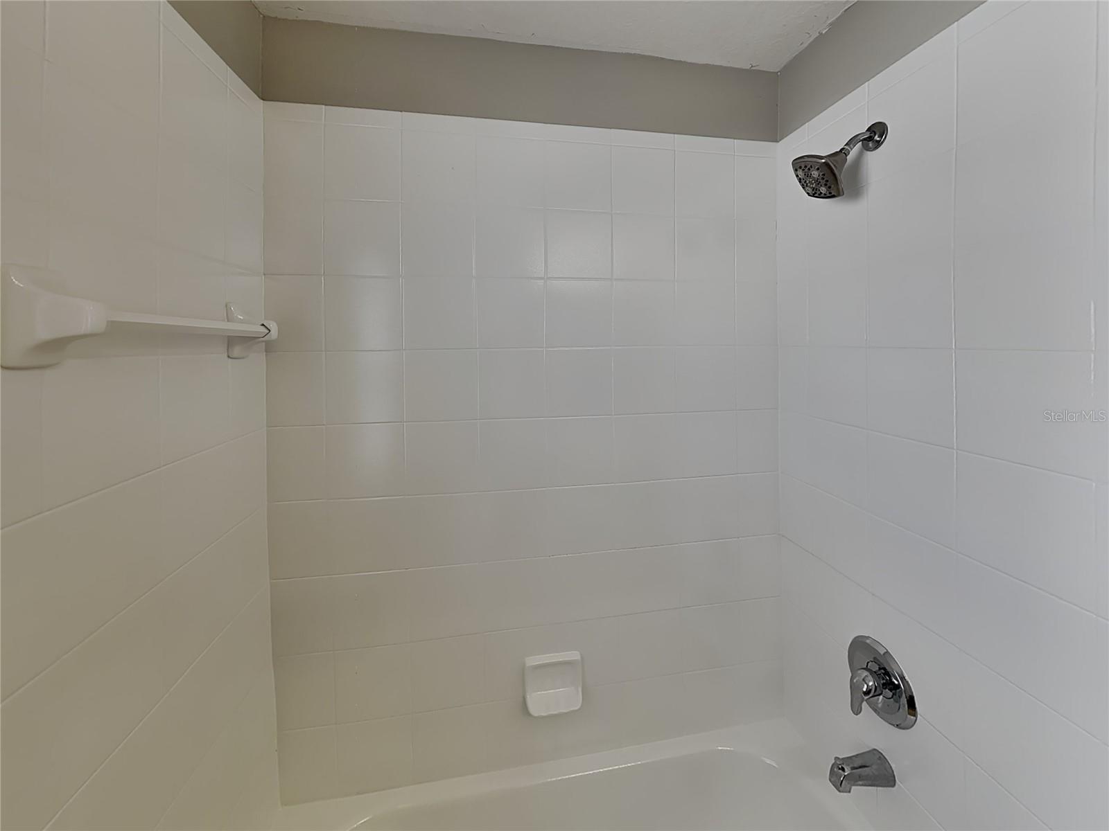 ARBOR RIDGE UNIT 03 - Residential Lease